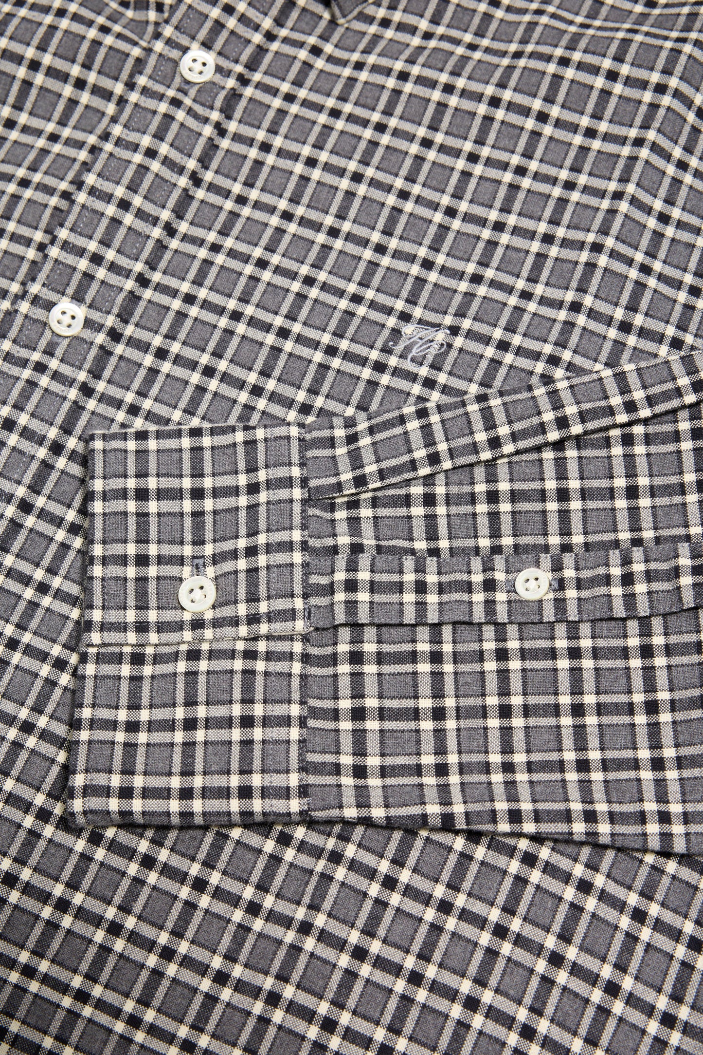 Men's Classic Woven Button Down Shirt (Copthorne Grey)