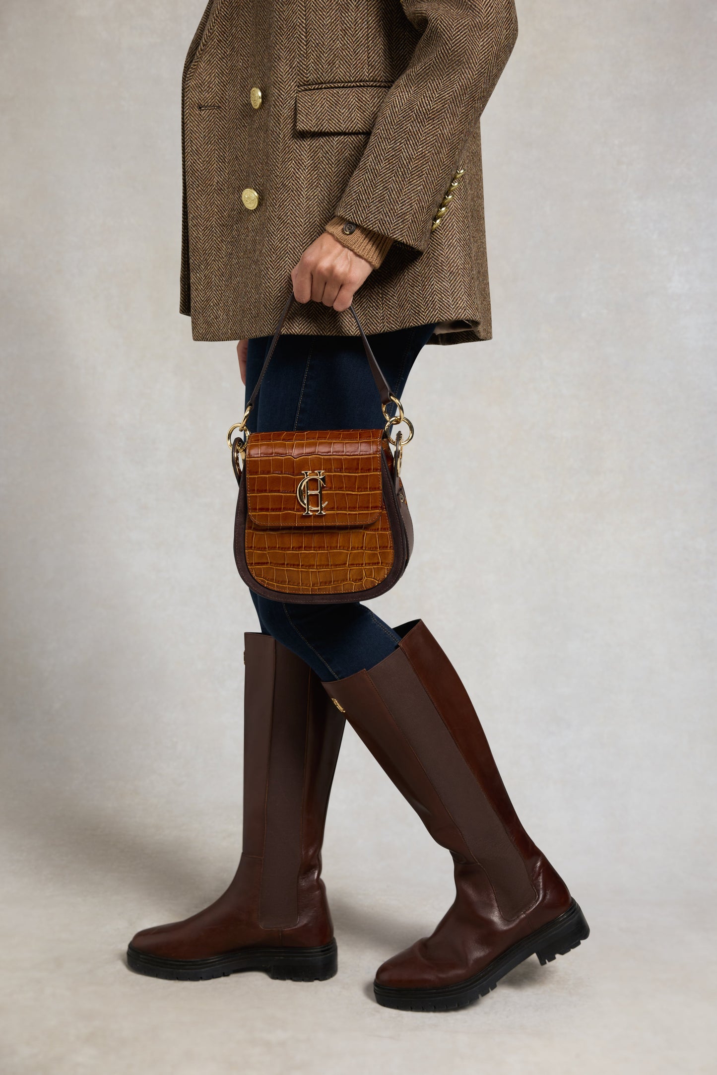 Chelsea Saddle Bag (Tan Croc)
