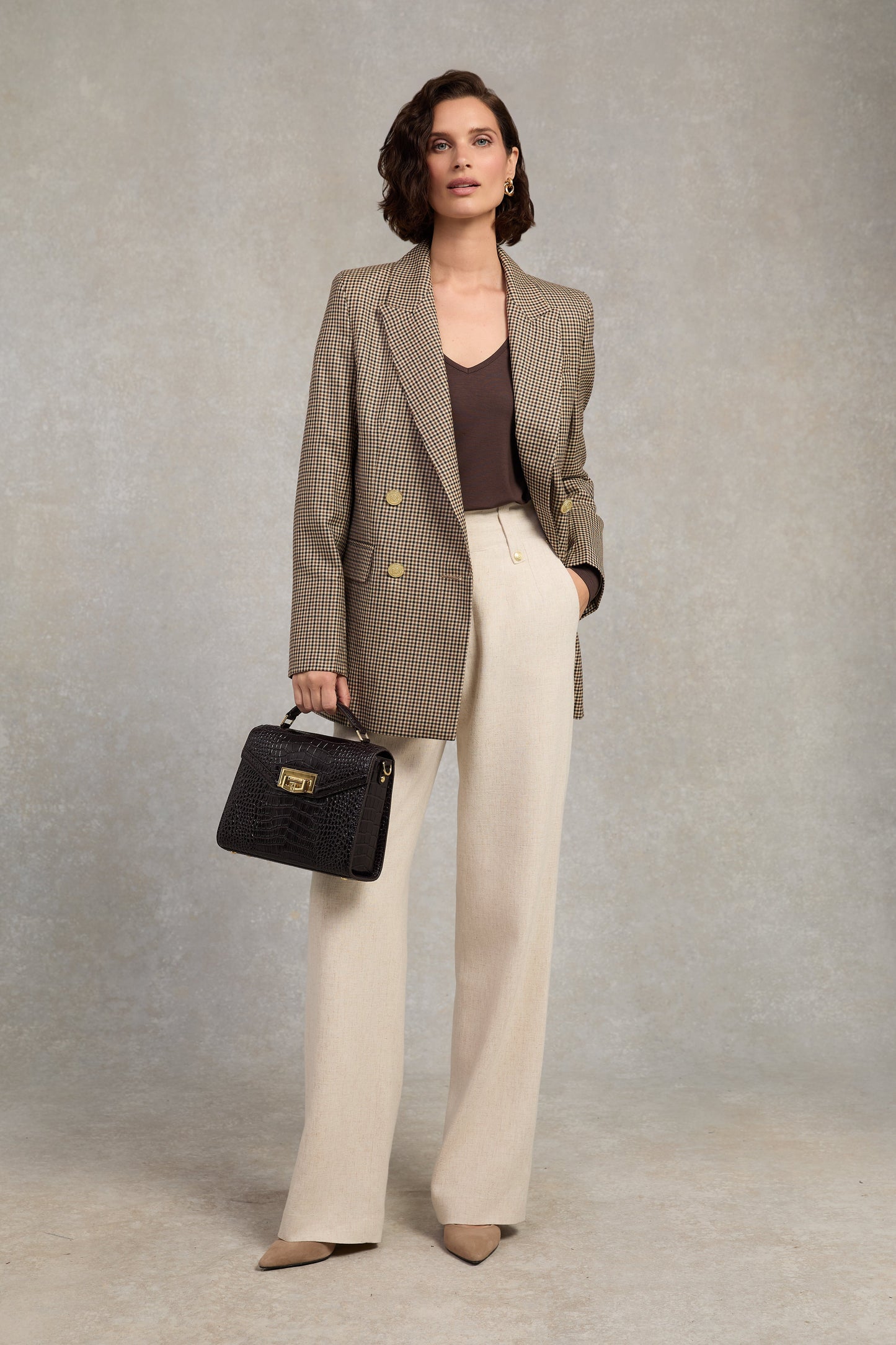 Long Sleeve V-Neck Tee (Coffee)