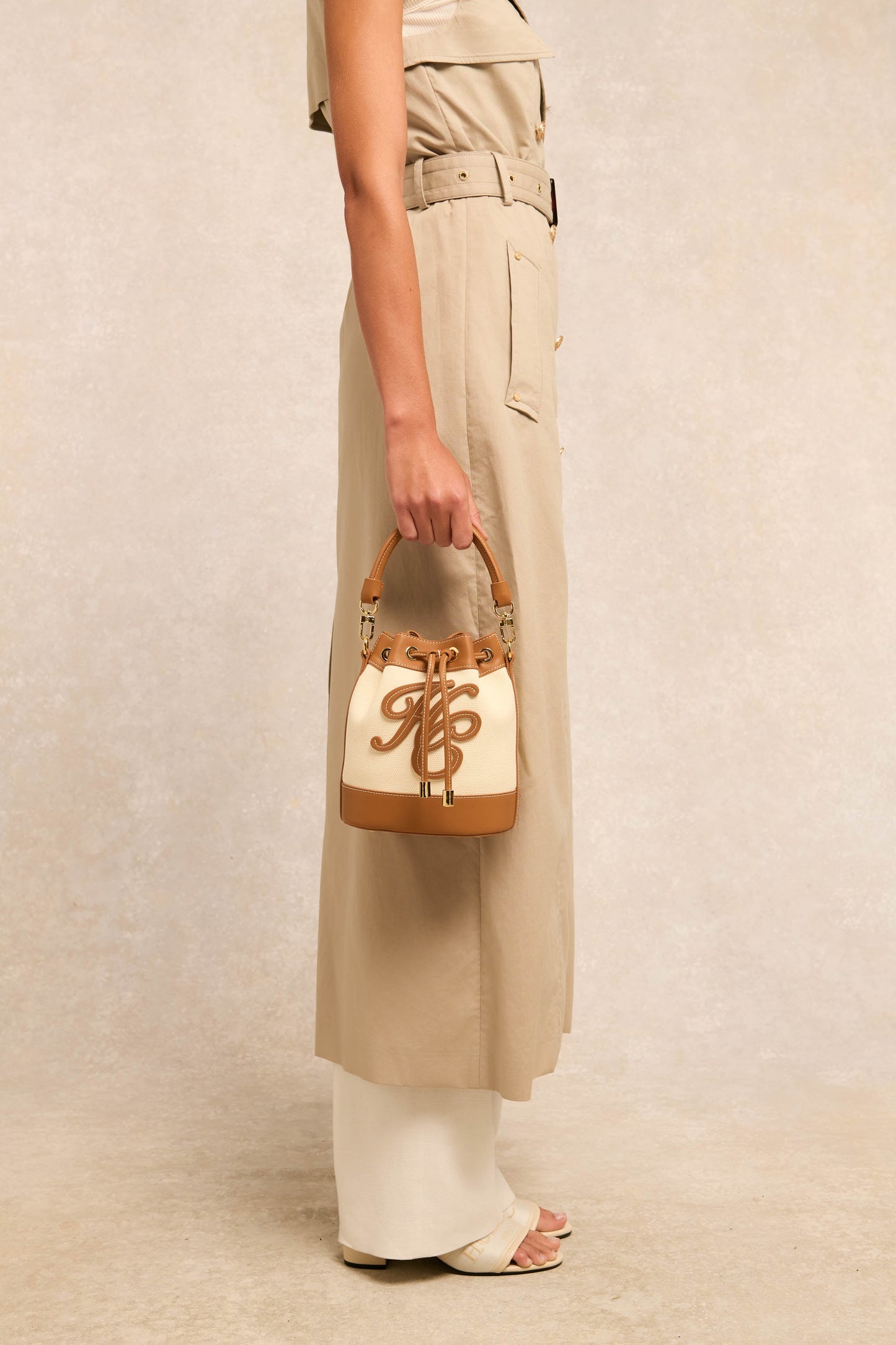 Amalfi Bucket Bag (Tan Canvas)
