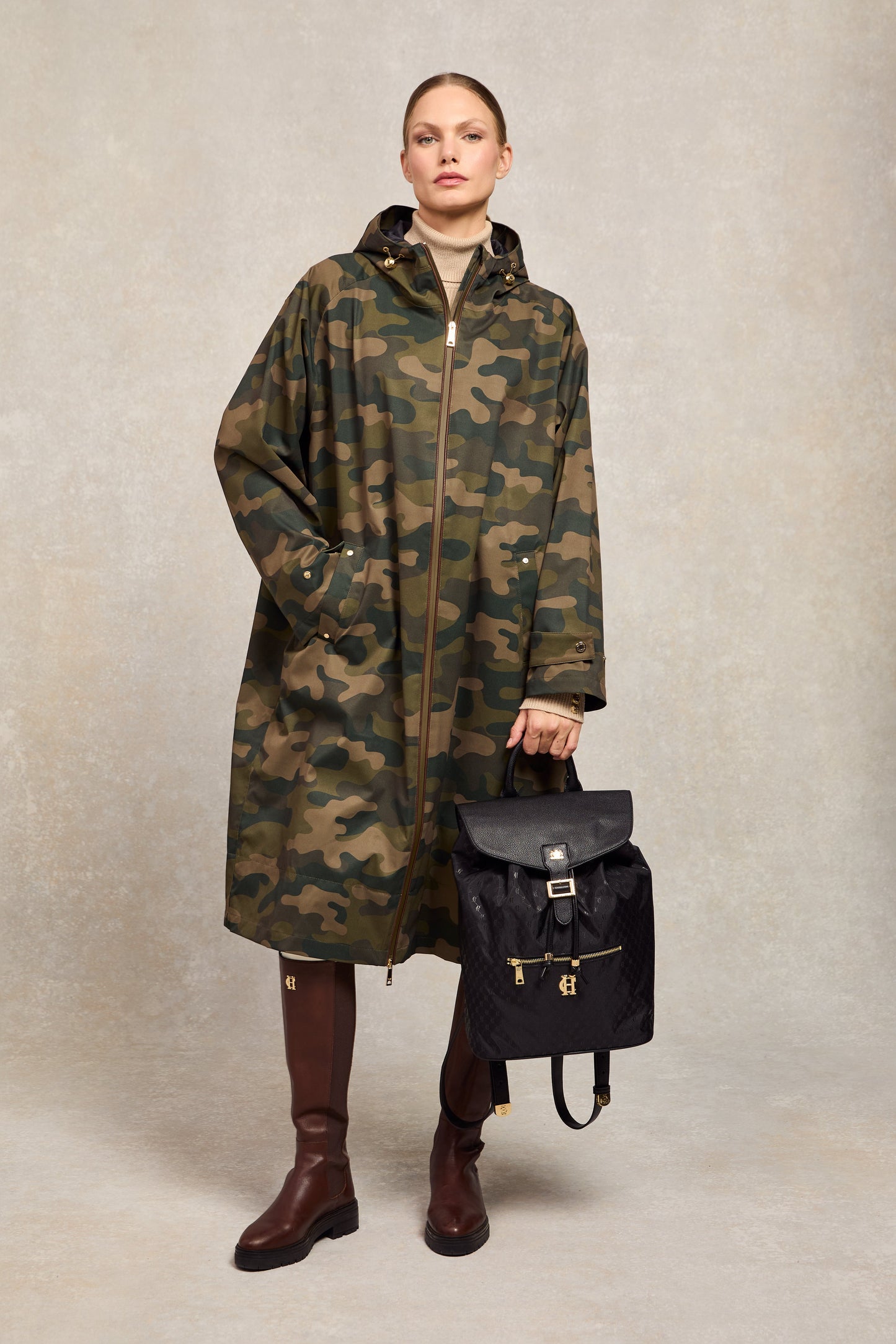 One-Size Lightweight Waterproof Coat (Camo)
