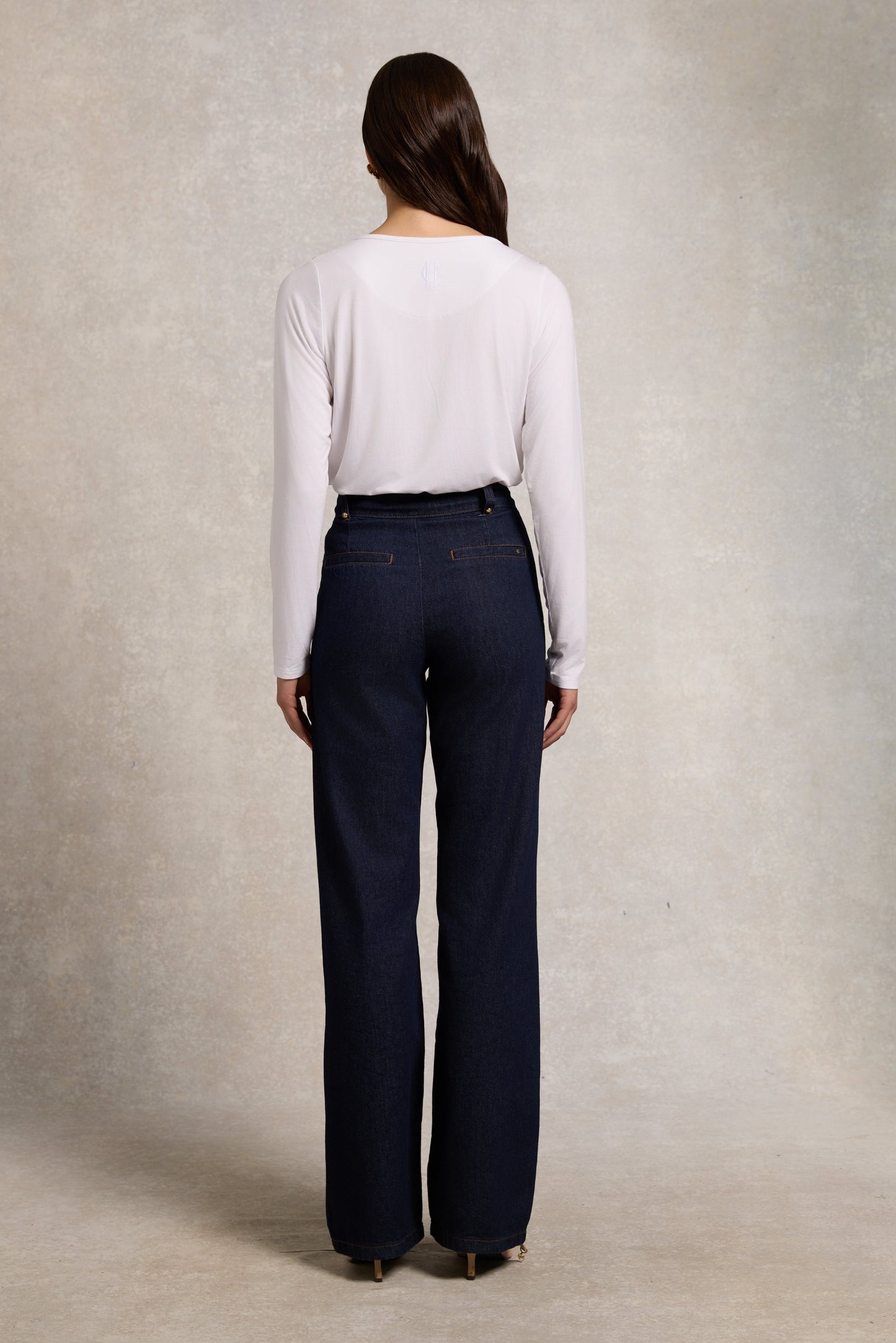 Long Sleeve V-Neck Tee (White)