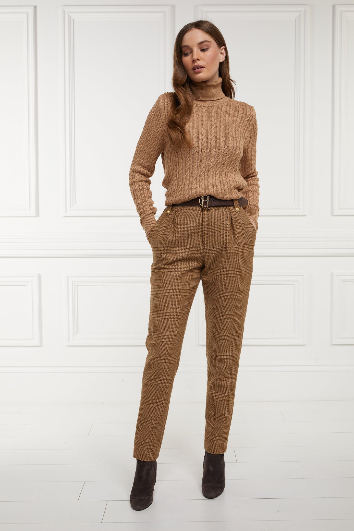 High Waisted Peg Trouser (Tawny)