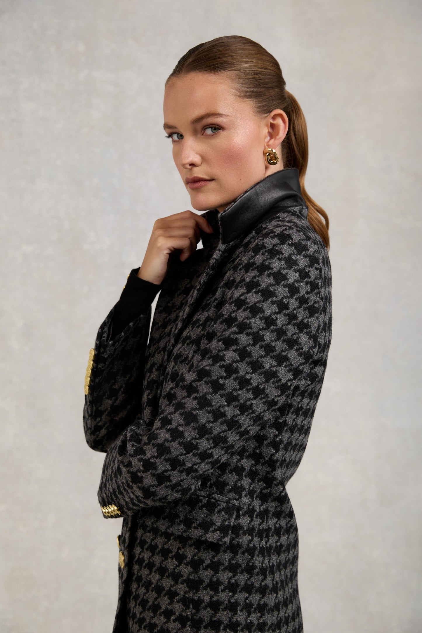 Double Breasted Blazer (Large Scale Charcoal Houndstooth)