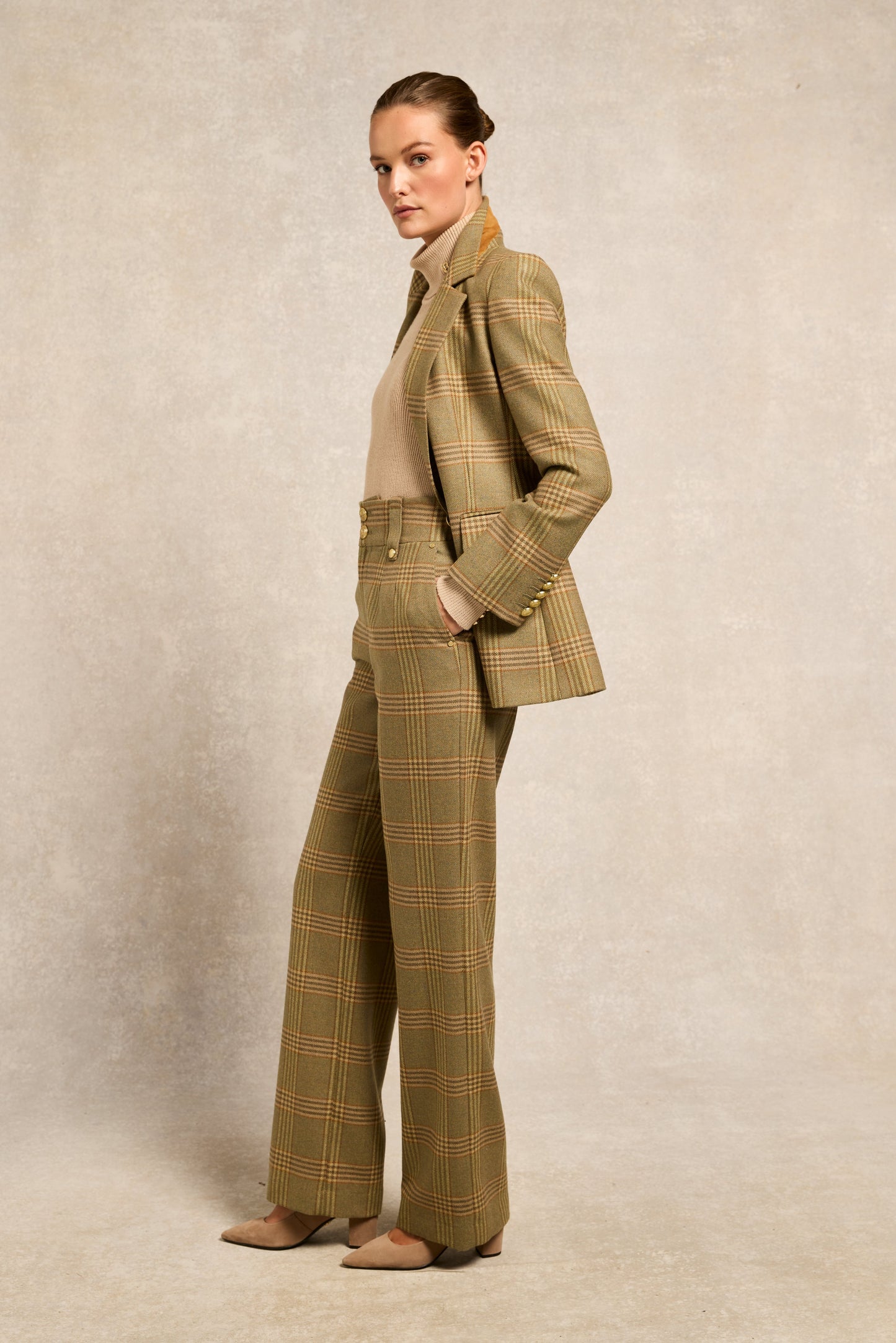 High Waisted Straight Trouser (Leveret)