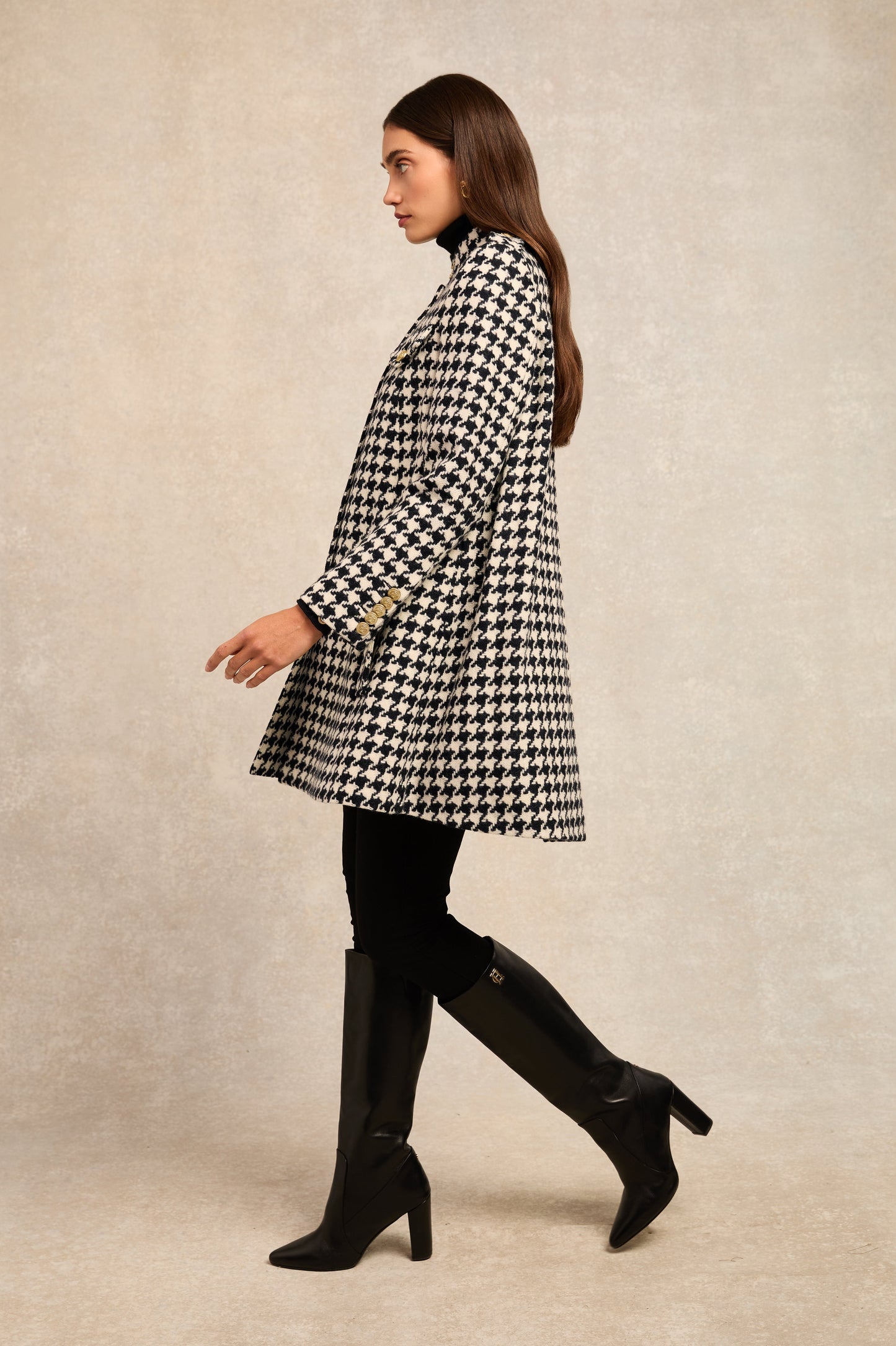 Highbury Cape Coat (Large Scale Houndstooth)