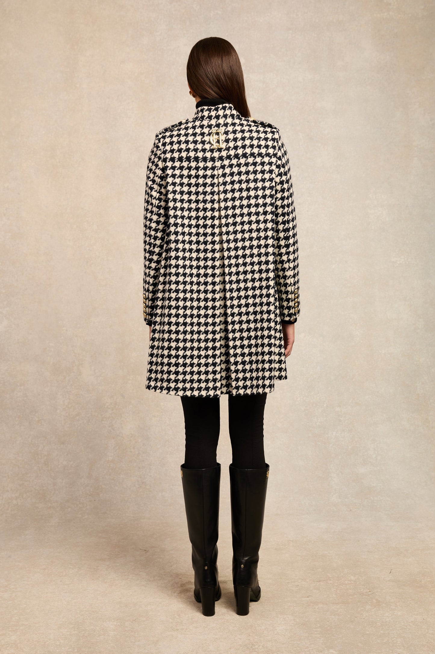 Highbury Cape Coat (Large Scale Houndstooth)