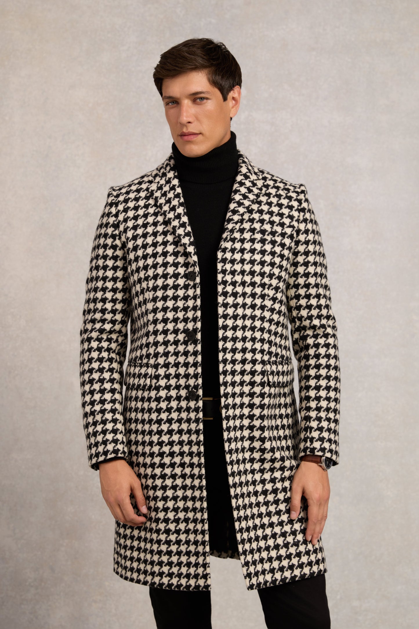 The Cheltenham Coat (Large Scale Houndstooth)