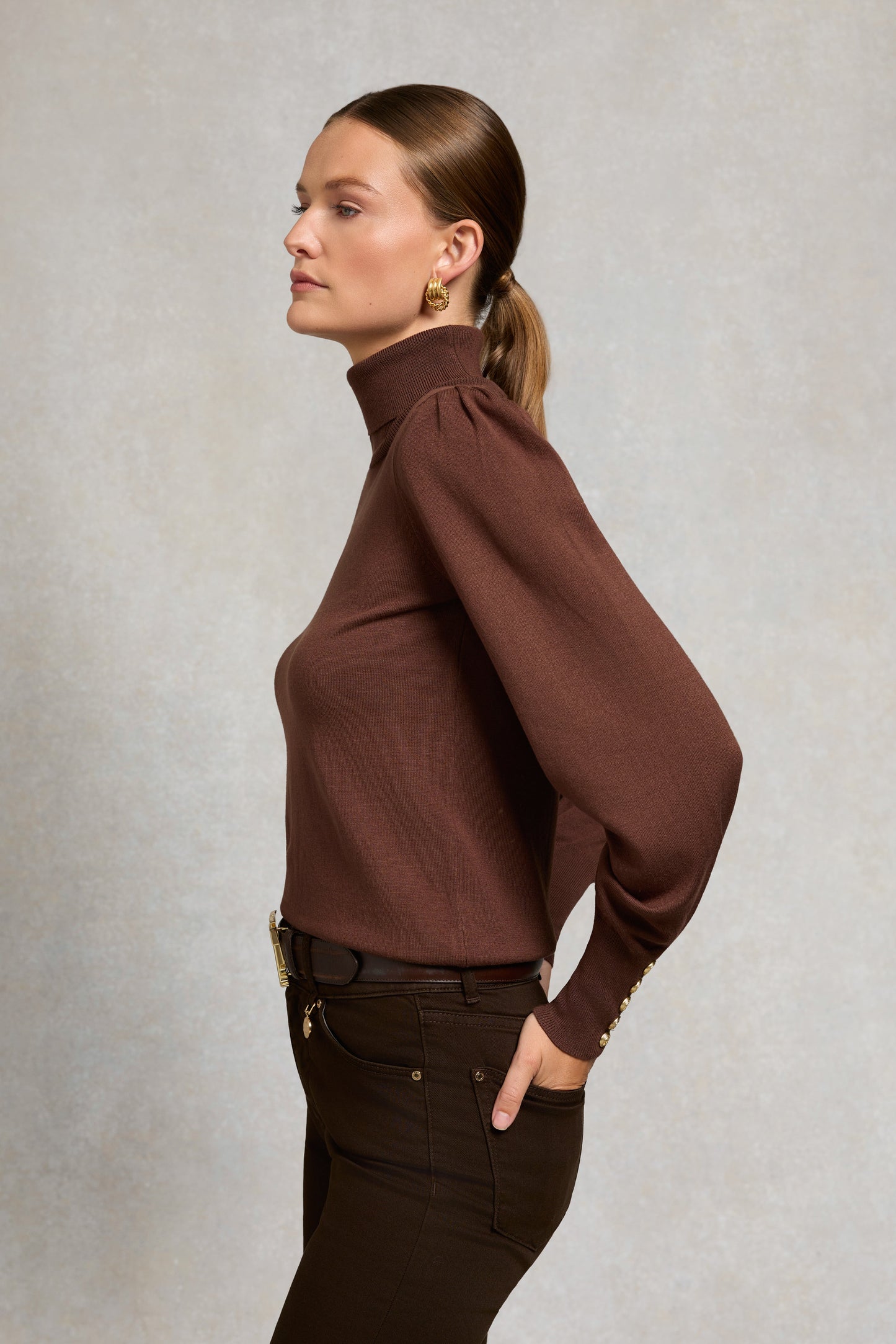 Structured Kelsie Roll Neck Knit (Cocoa)
