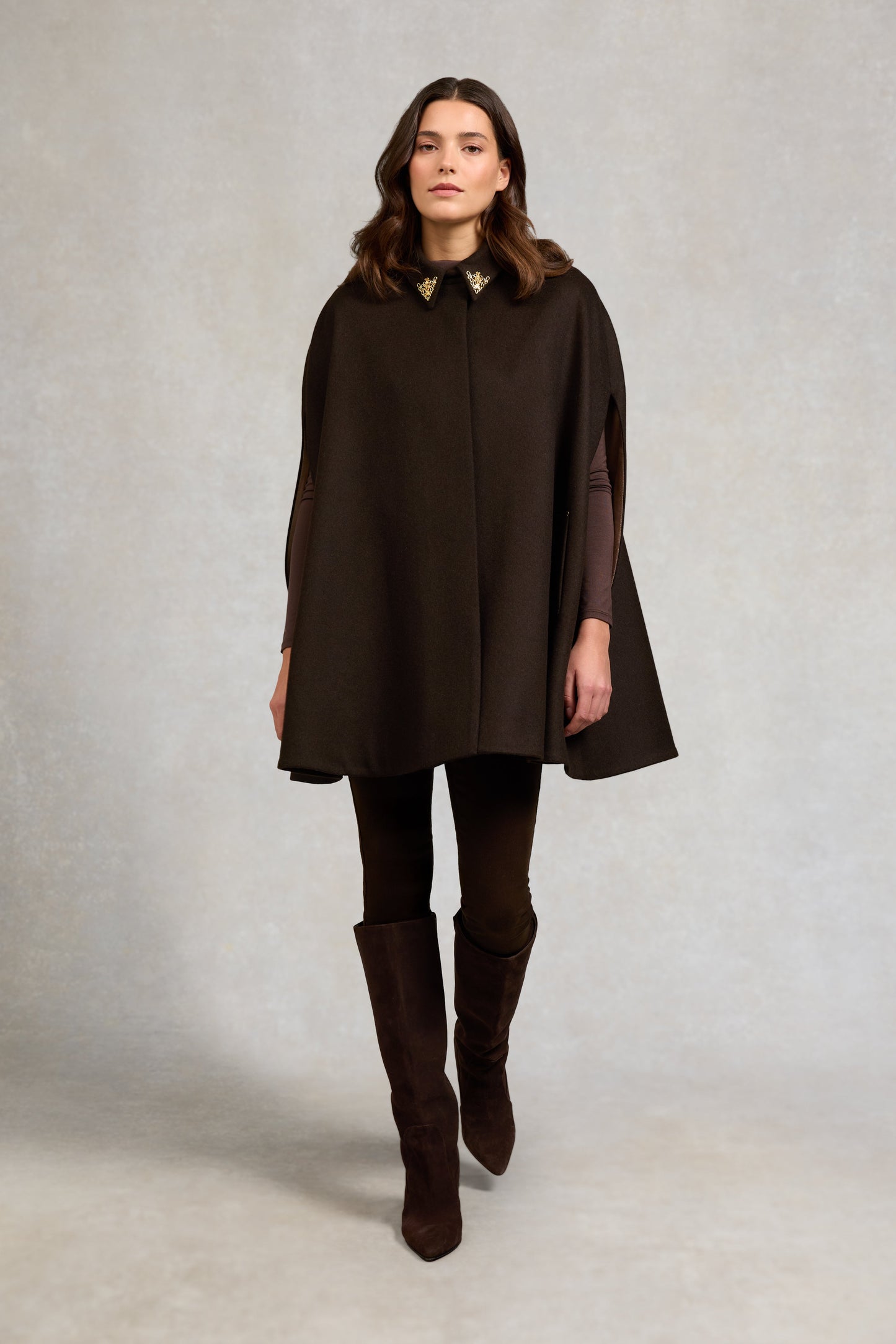 Knightsbridge Cape (Chocolate)