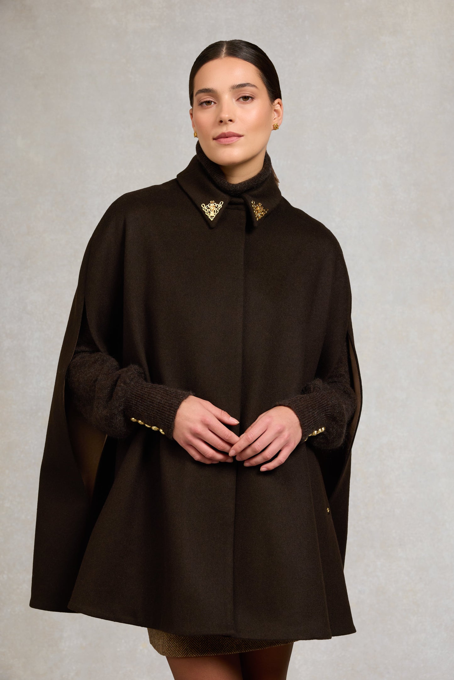 Knightsbridge Cape (Chocolate)