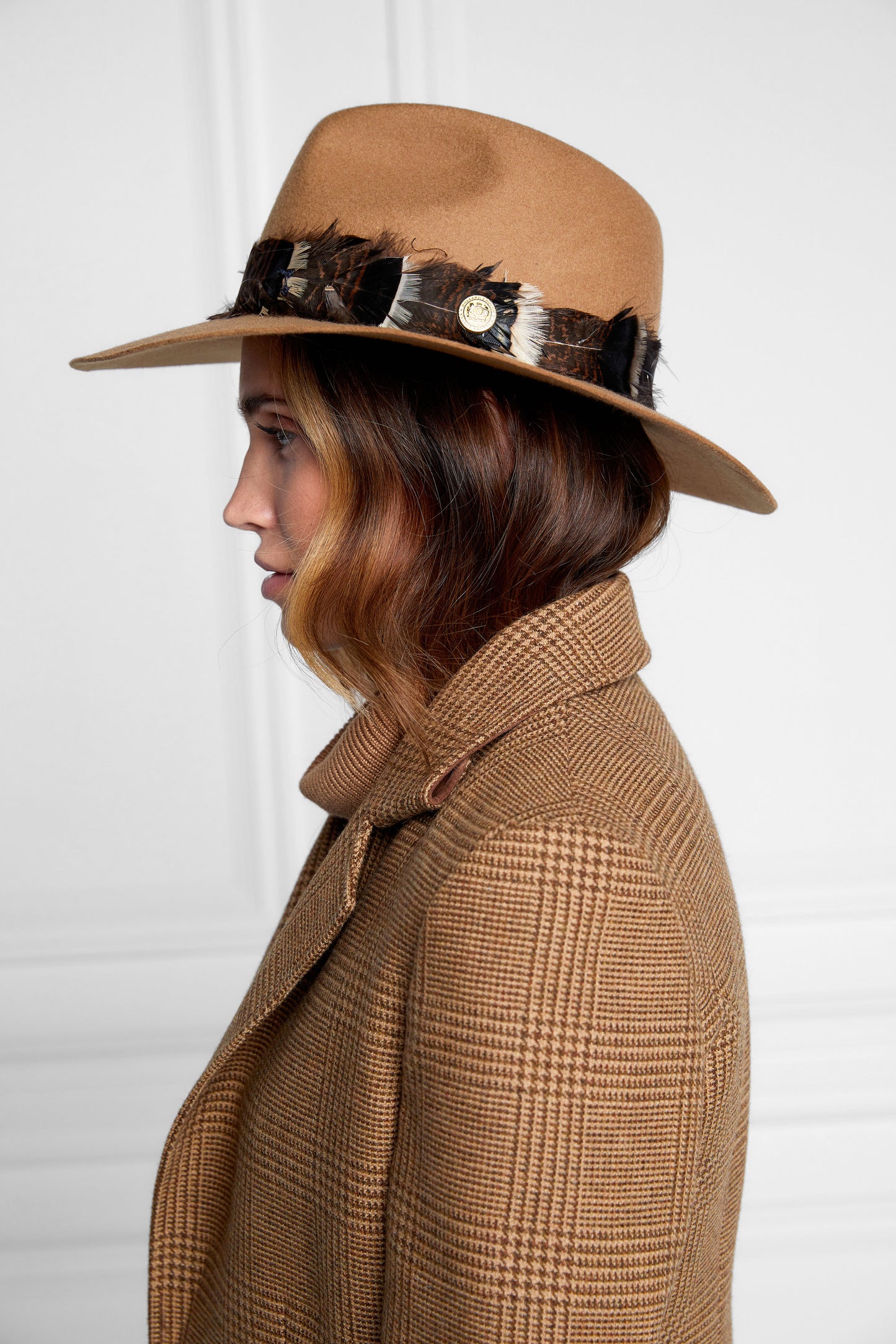 Trilby Hat Iridescent Feather Band (Camel)