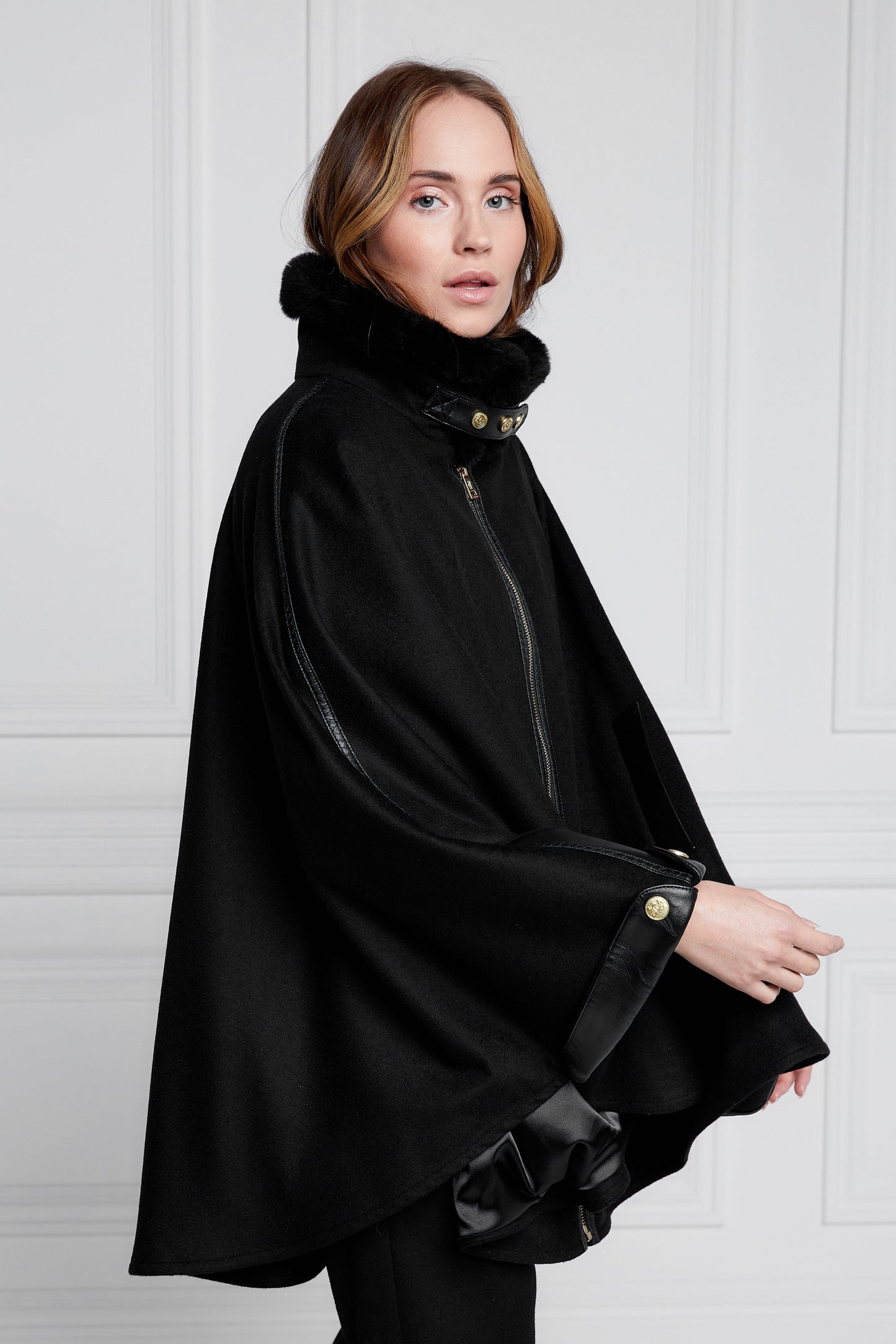 Chiltern Cape (Soft Black)