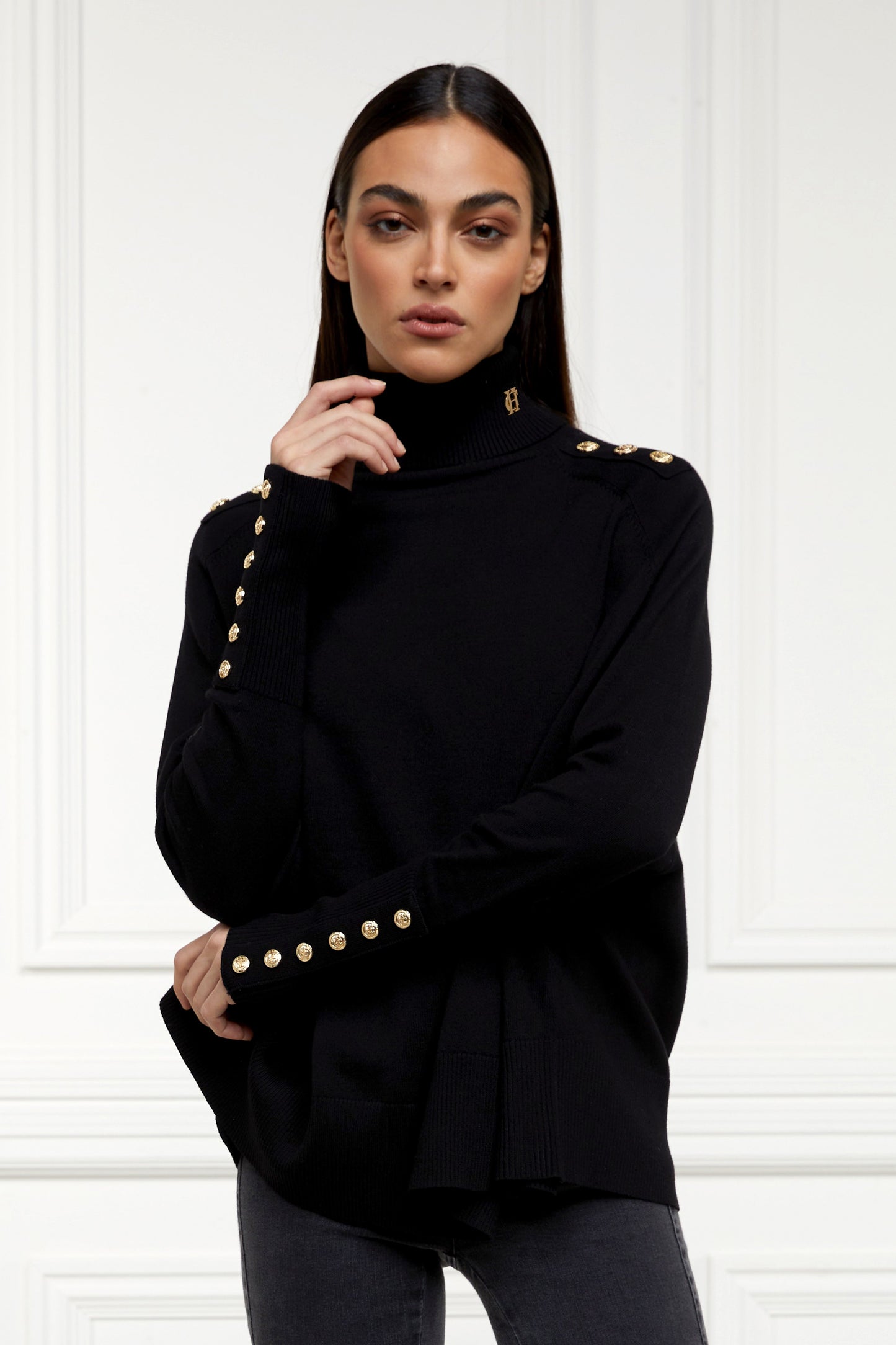 Queensbury Cape Knit (Black)