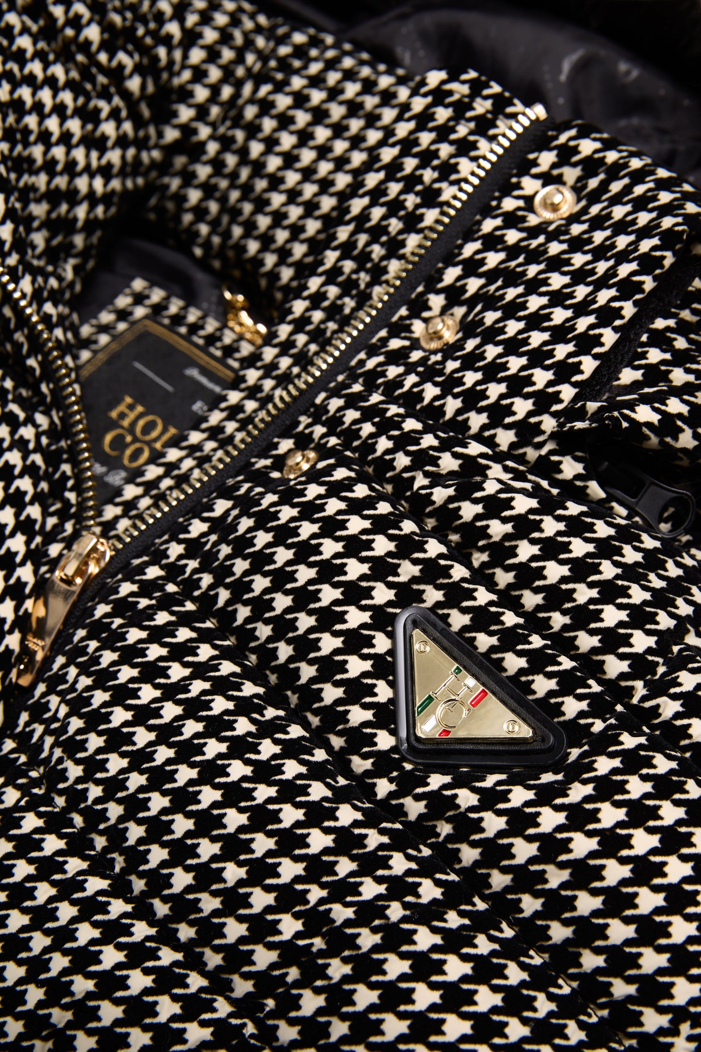 Moritz Gilet (Ecru Mini Flock)