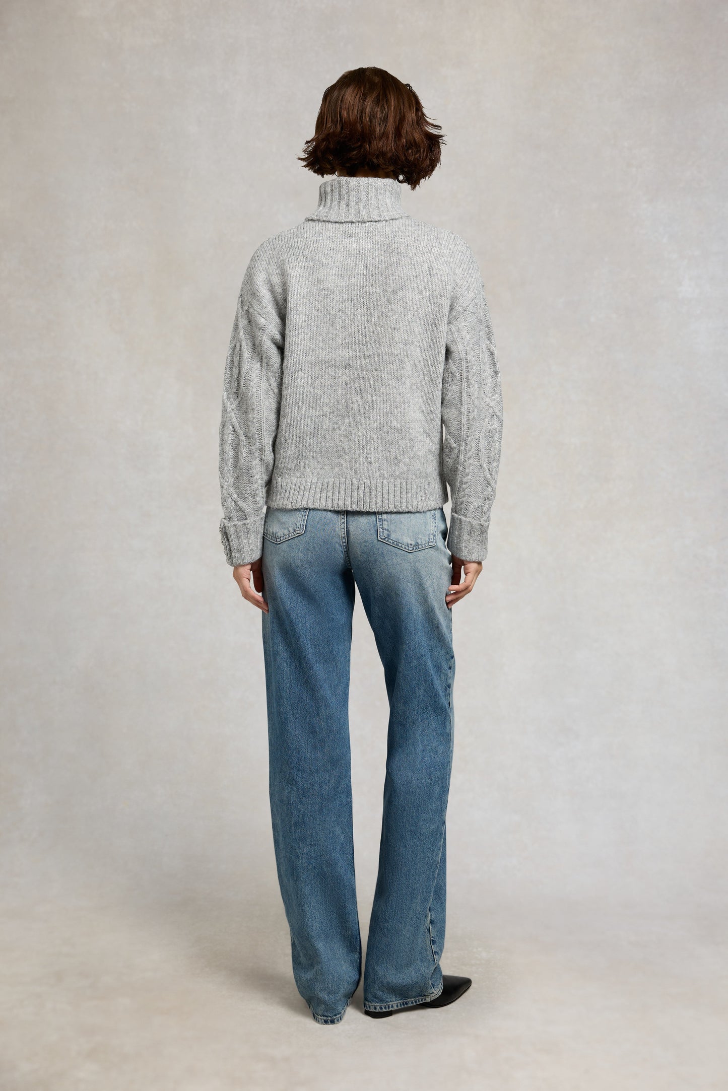 Noveli Roll Neck Knit (Light Grey)